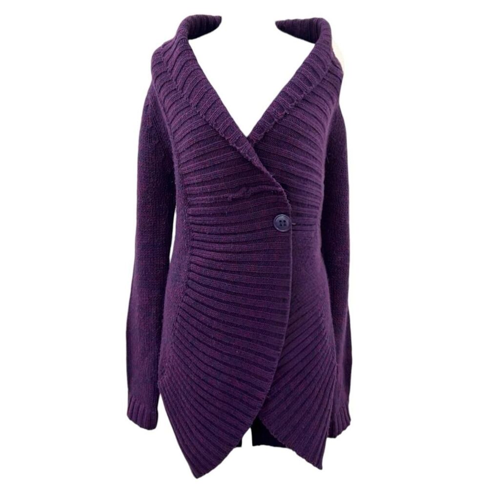 JJ Basics Purple ribbed knit acrylic cardigan with button detail, size L